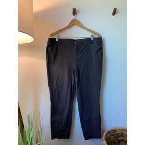 Old Navy grey Pixie Ankle Cut dress pants